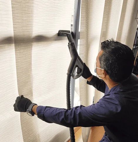 🪟 Lavado de cortinas roller a domicilio